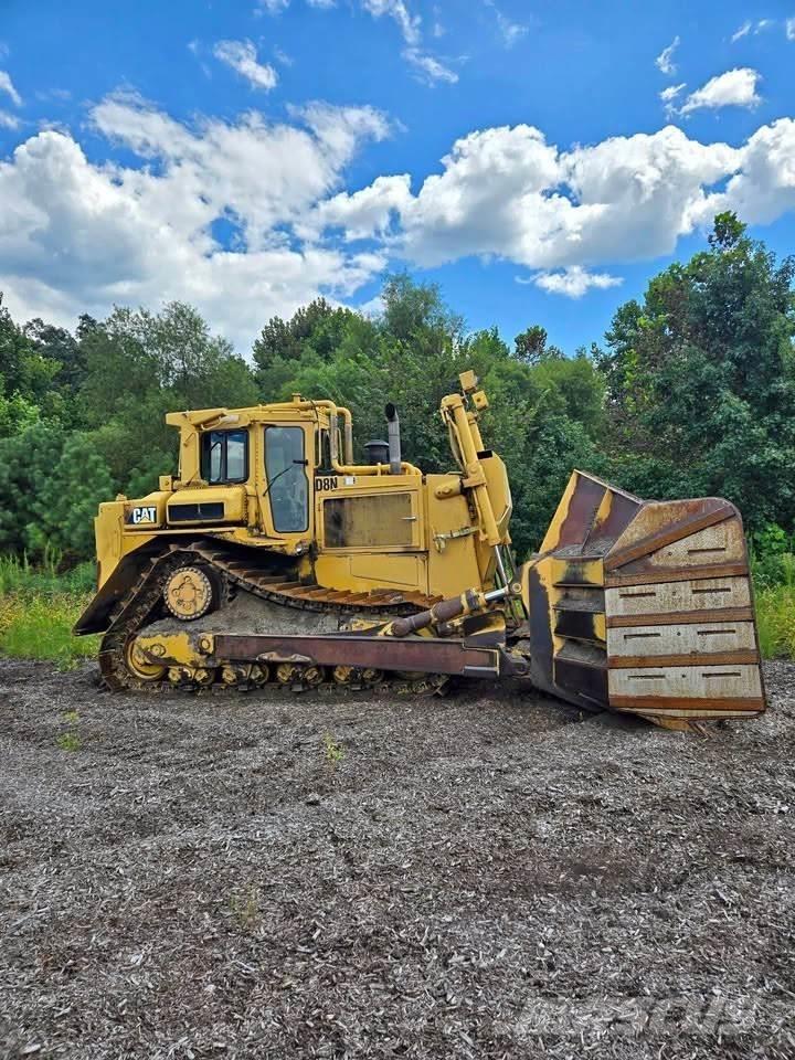 CAT D8N Buldožeri gusjeničari