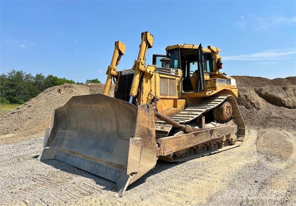 CAT D8N Buldožeri gusjeničari