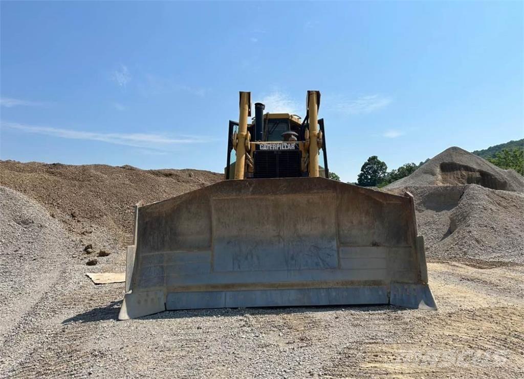CAT D8N Buldožeri gusjeničari