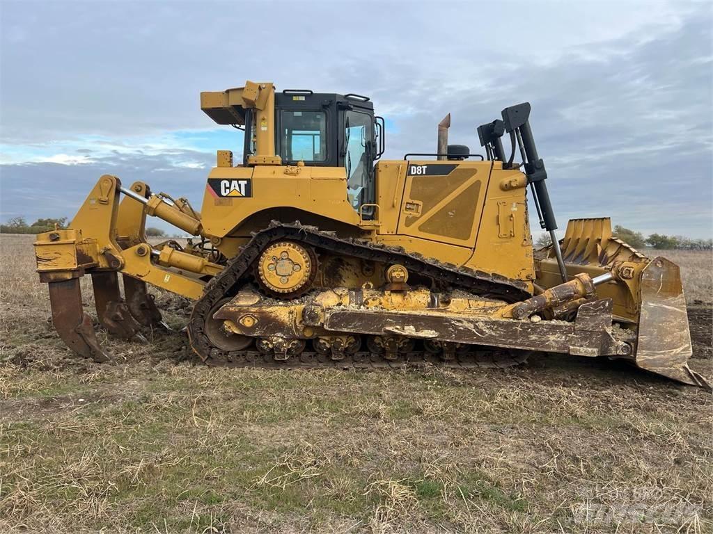 CAT D8T Buldožeri gusjeničari
