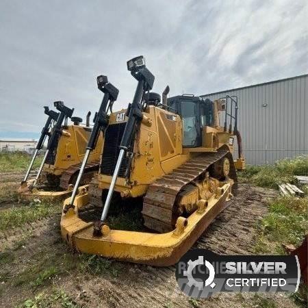 CAT D8T Buldožeri gusjeničari