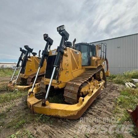 CAT D8T Buldožeri gusjeničari