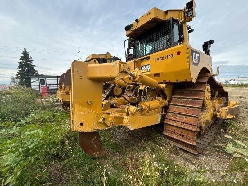CAT D8T Buldožeri gusjeničari