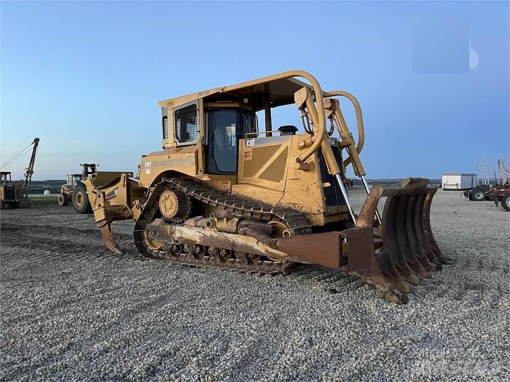 CAT D8T A Buldožeri gusjeničari