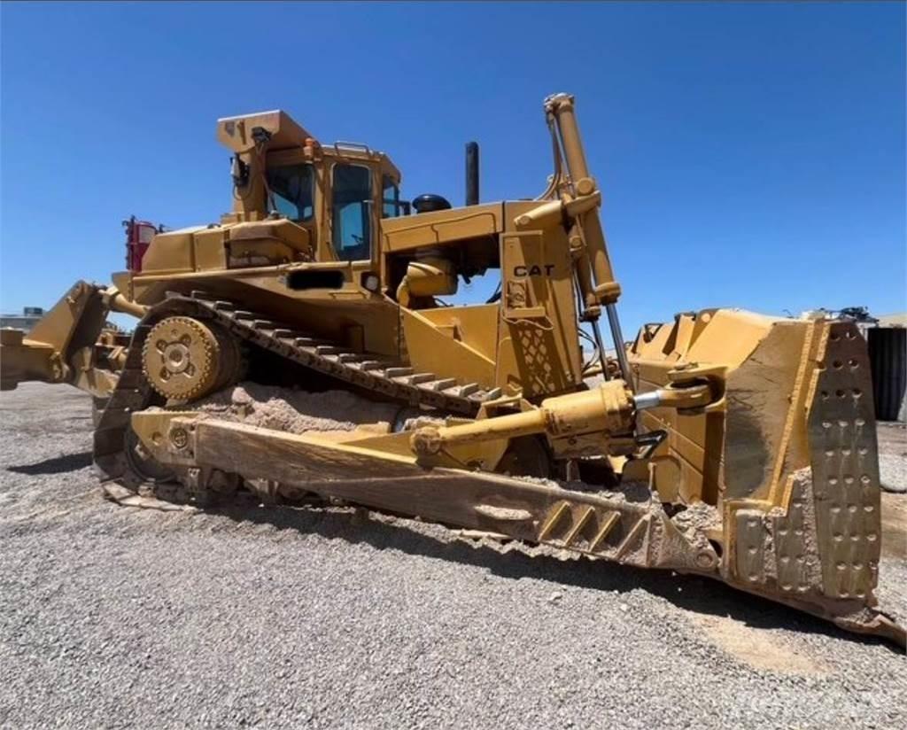CAT D9L Buldožeri gusjeničari