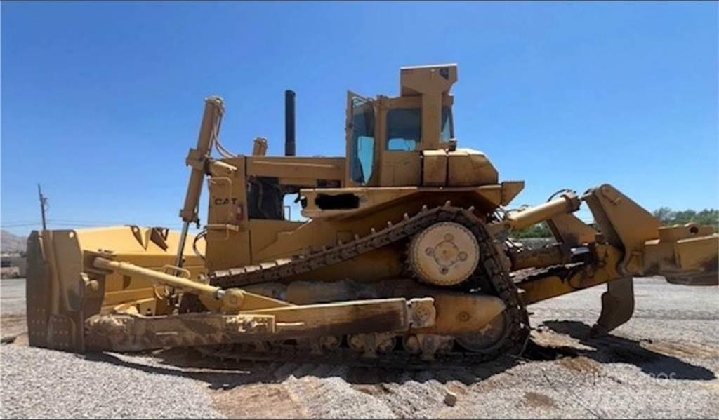 CAT D9L Buldožeri gusjeničari