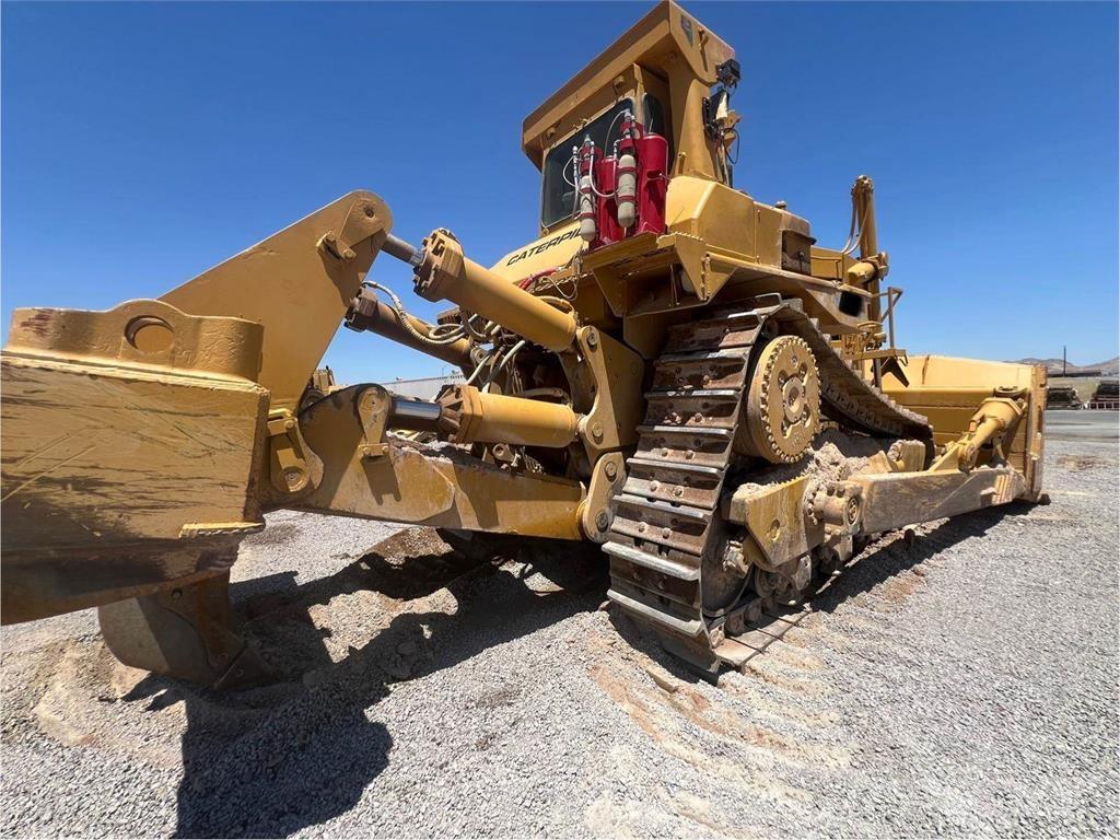 CAT D9L Buldožeri gusjeničari