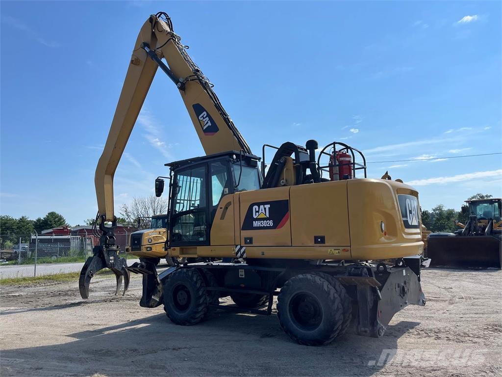 CAT MH3026 Bageri za rušenje