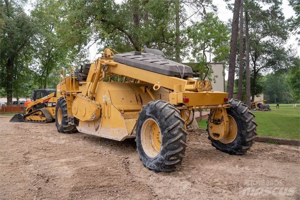 CAT RM300 Kompaktori zemlje