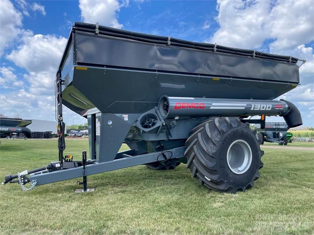 Demco 1322 Prikolice za zrno