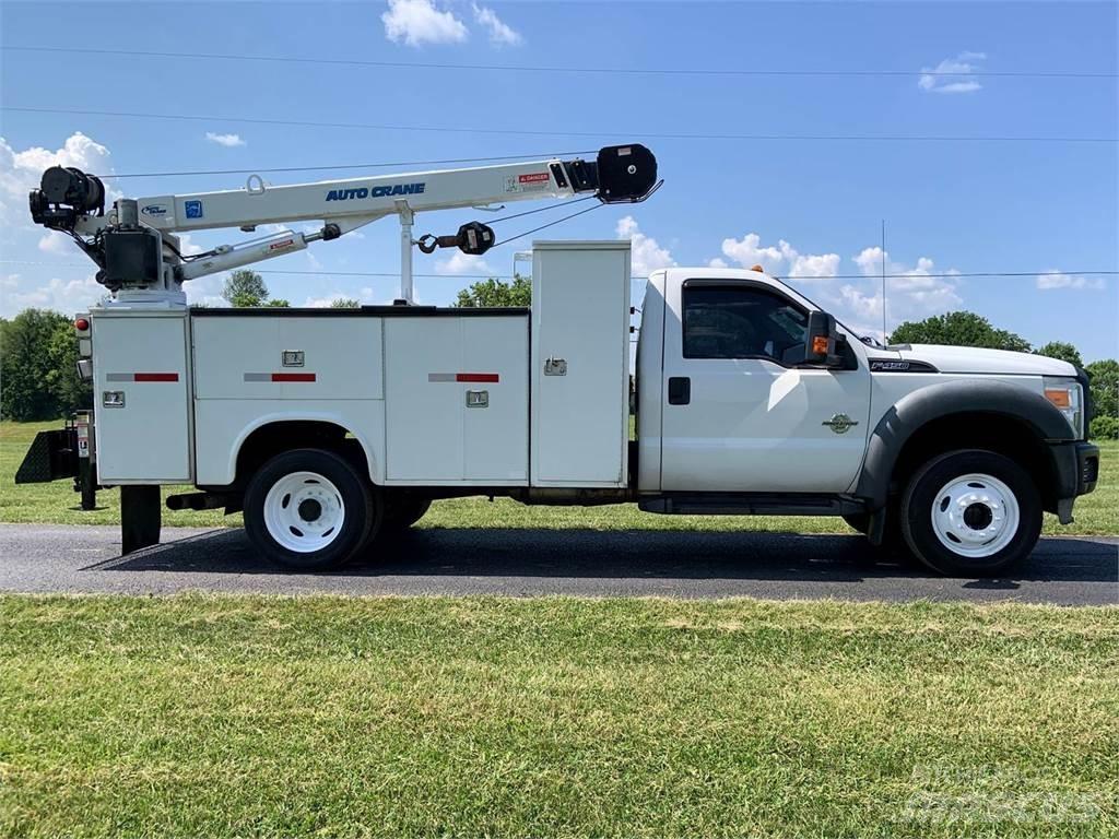 Ford F-450 Komunalna vozila