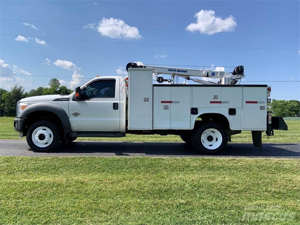 Ford F-450 Komunalna vozila