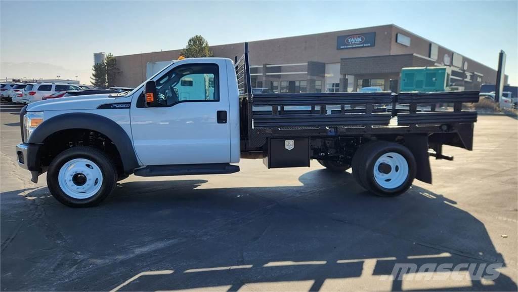 Ford F-550 Kamioni za transport stoke