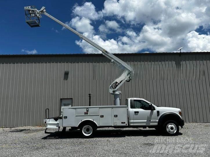 Ford F-550 Auto košare