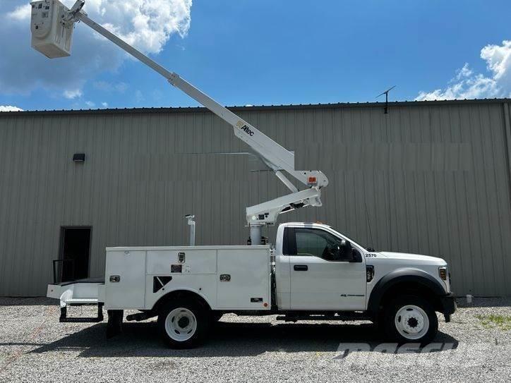 Ford F-550 Auto košare