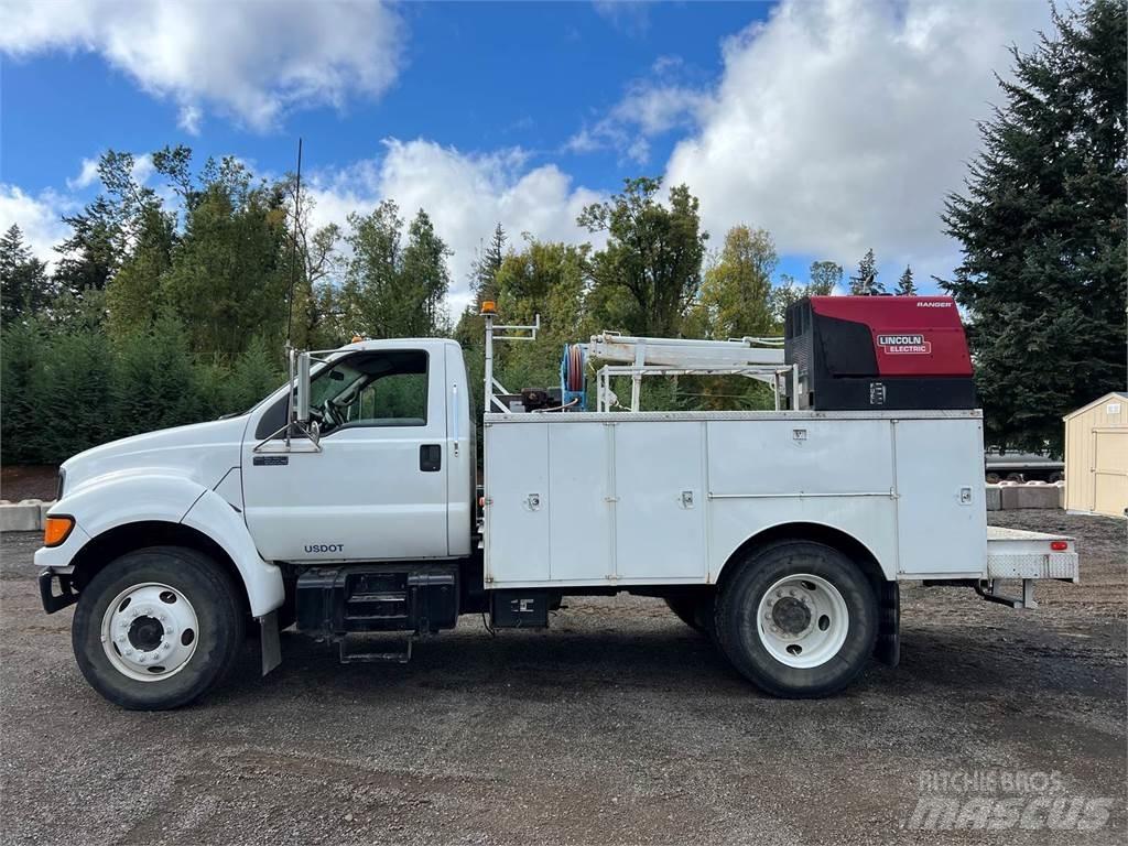 Ford F-650 Komunalna vozila