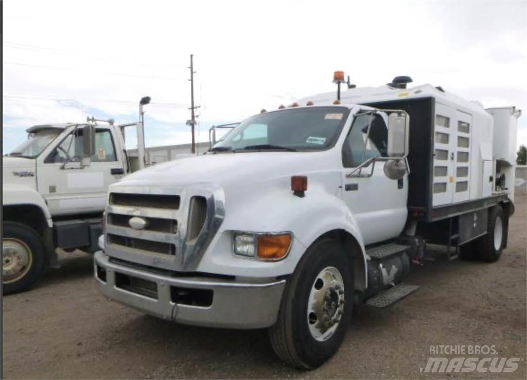 Ford F-650 Kombiji / vakuumski kamioni
