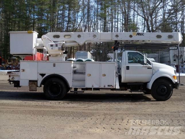 Ford F-750 Auto košare