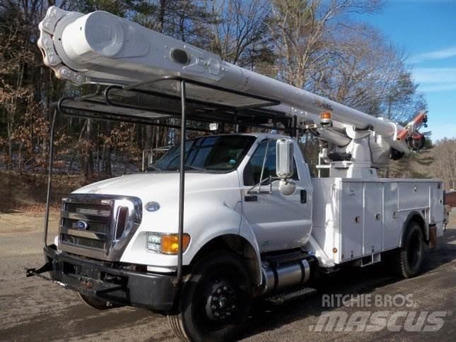 Ford F-750 Auto košare
