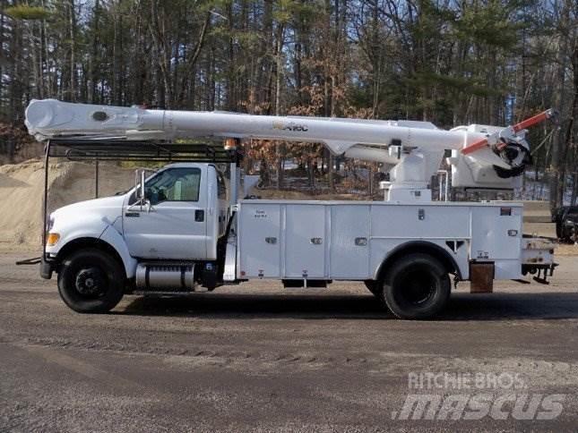 Ford F-750 Auto košare