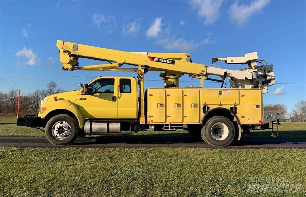 Ford F-750 Auto košare
