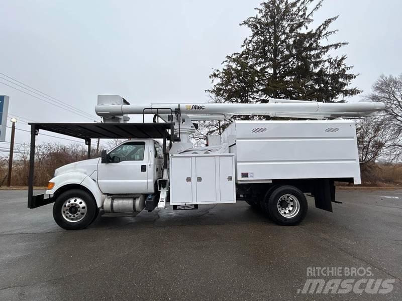 Ford F-750 Auto košare