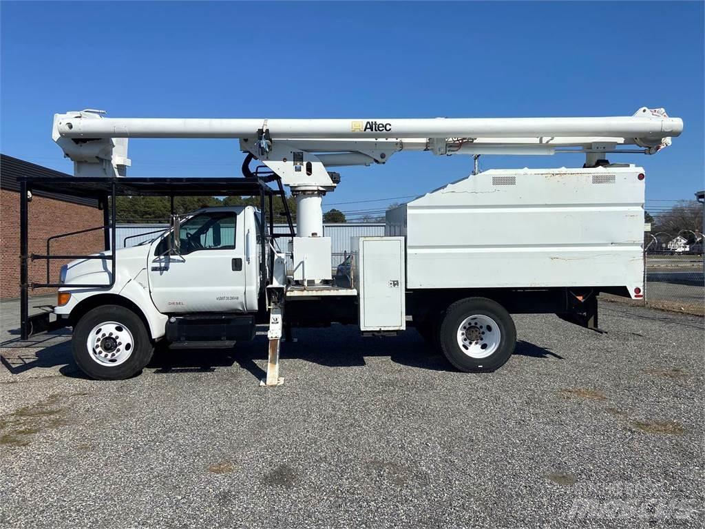 Ford F-750 Auto košare