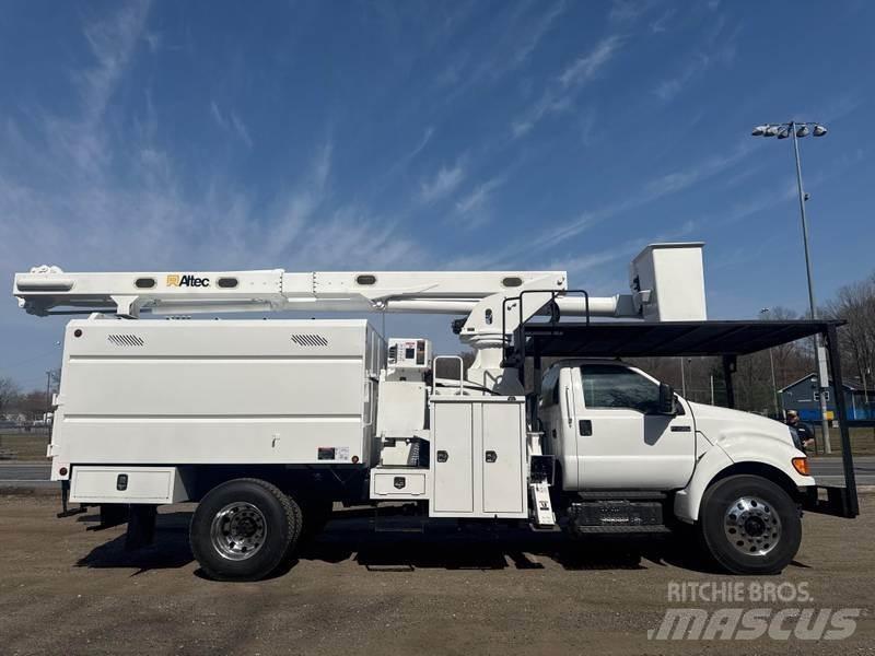 Ford F-750 Auto košare