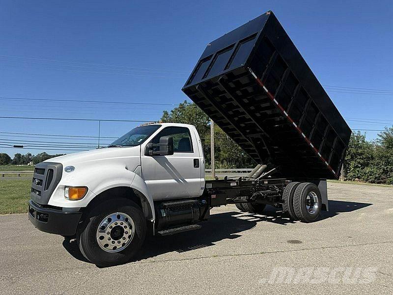 Ford F-750 Kamioni za piljevinu
