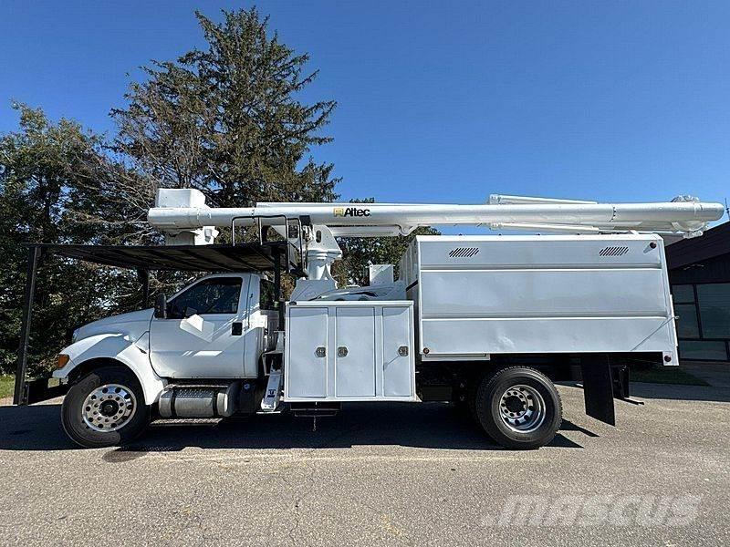 Ford F-750 Auto košare