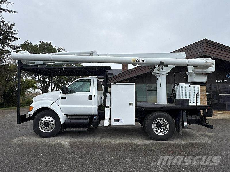 Ford F-750 Auto košare