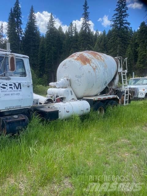 Ford LT9000 Kamioni mikseri za beton