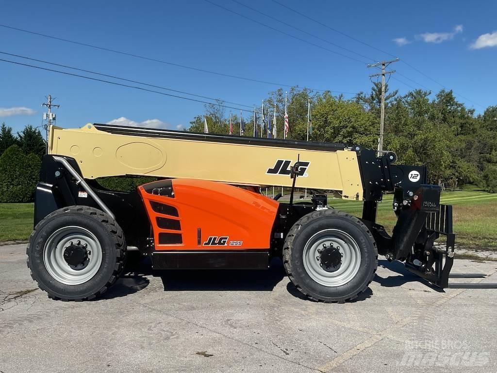 JLG 1255 Teleskopski viličari