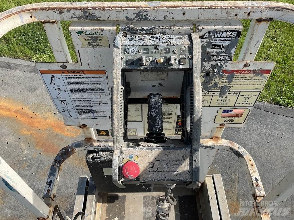 JLG 1930ES Škaraste platforme