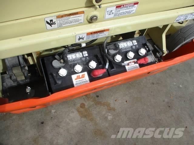 JLG 1930ES Škaraste platforme