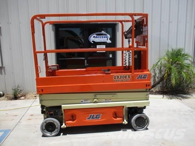JLG 1930ES Škaraste platforme