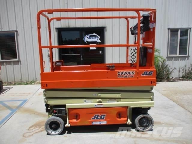 JLG 1930ES Škaraste platforme