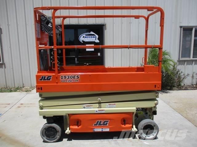 JLG 1930ES Škaraste platforme