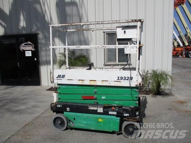 JLG 1932R Škaraste platforme