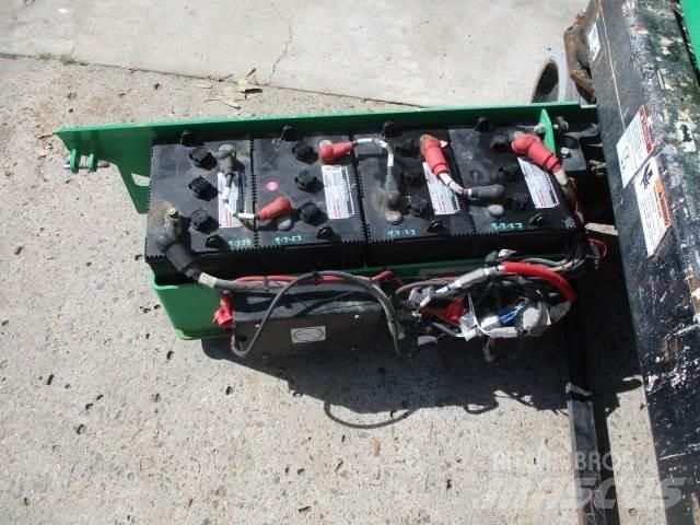 JLG 1932R Škaraste platforme