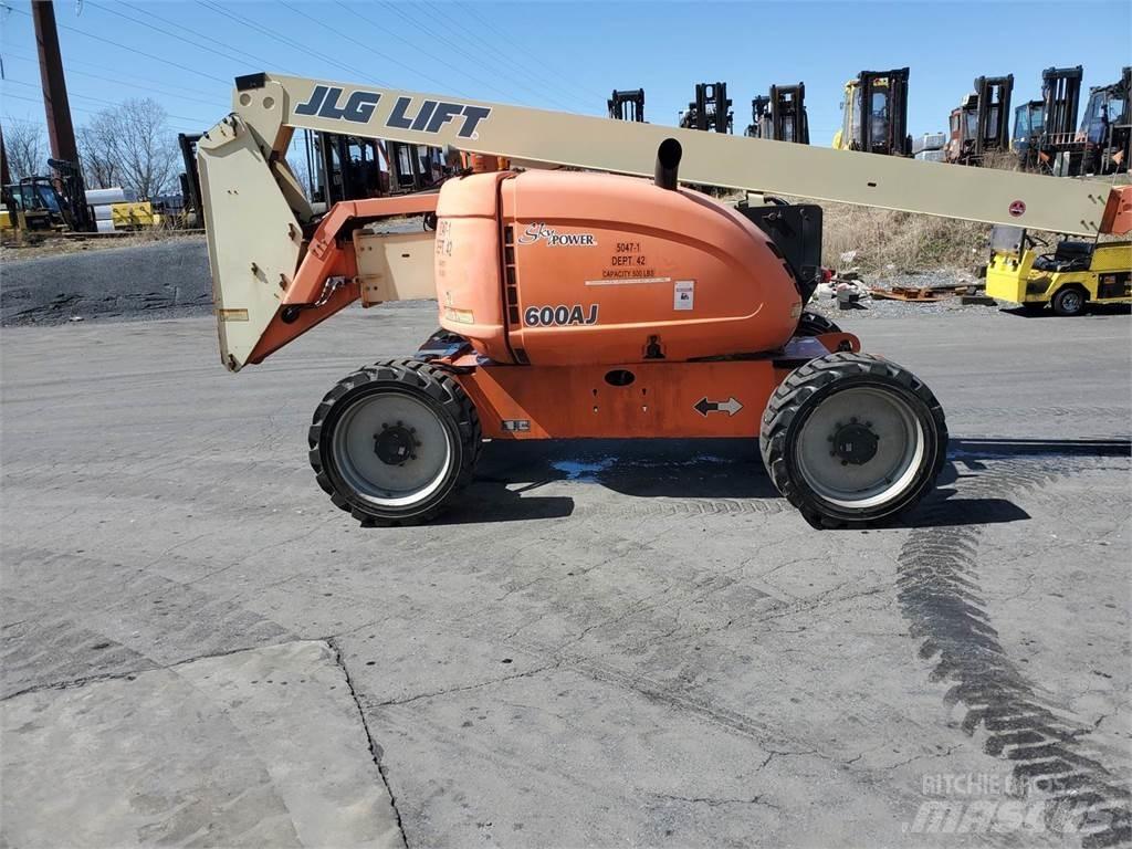 JLG 600AJ Zglobne podizne platforme