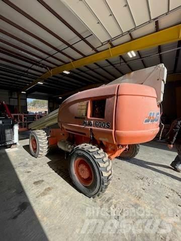 JLG 600S Teleskopske podizne platforme