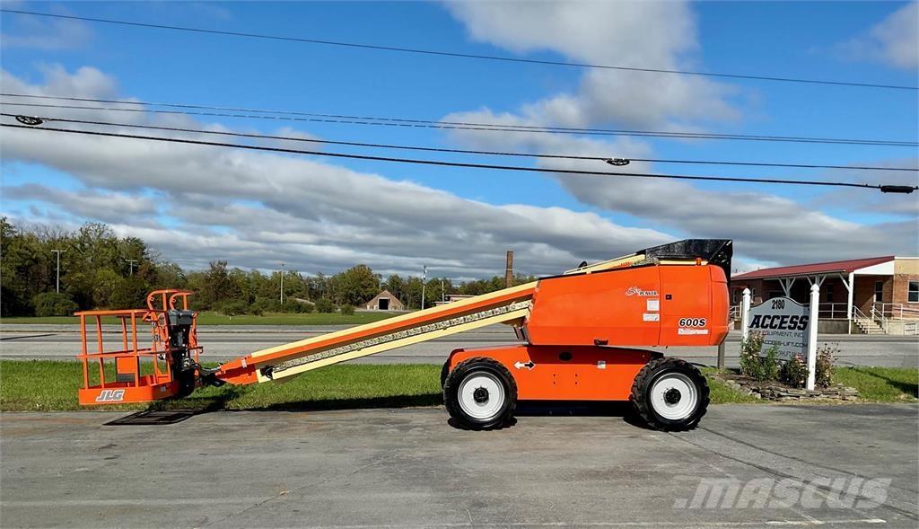 JLG 600S Teleskopske podizne platforme