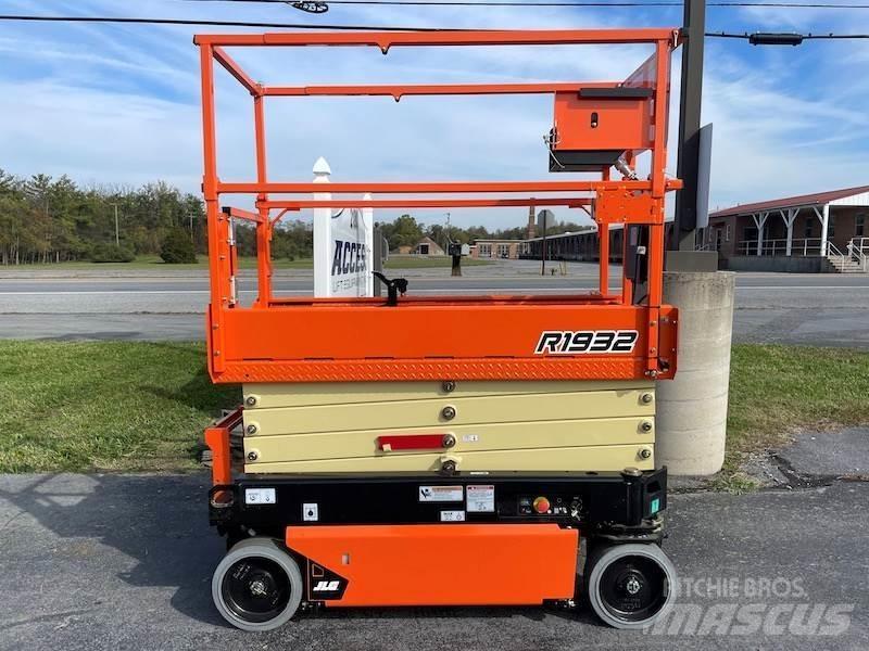 JLG R1932 Škaraste platforme