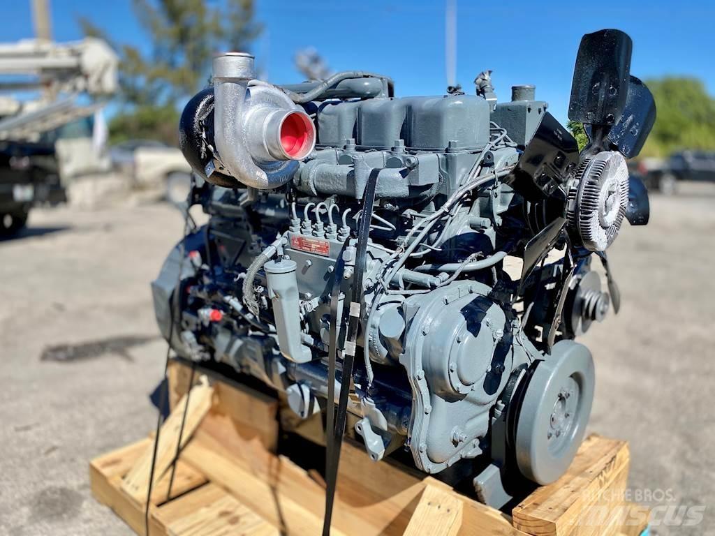 Mack E6 Motori