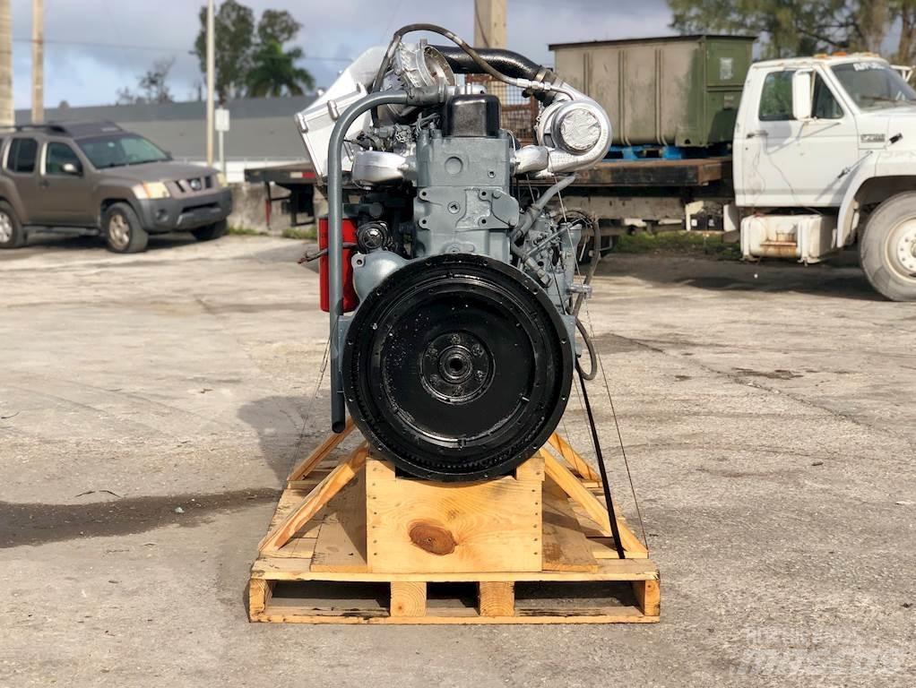 Mack E6 Motori