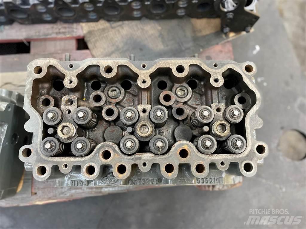 Mack E7 Druge komponente