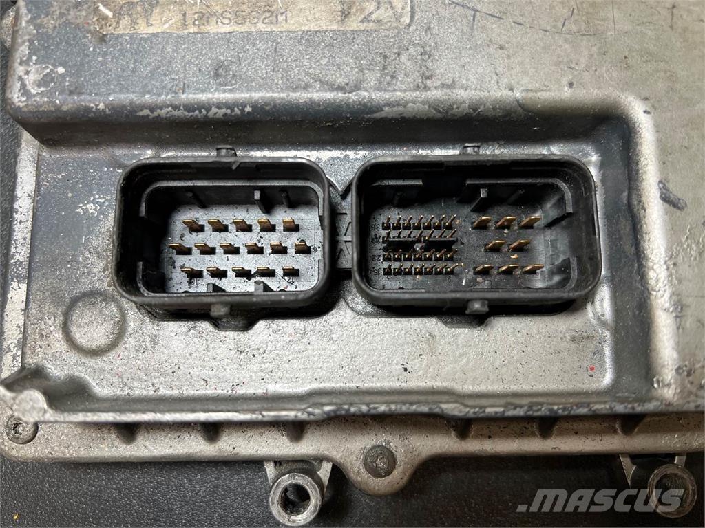 Mack E7 Elektronika