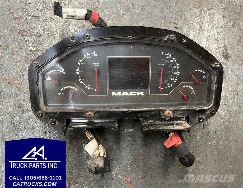 Mack LE613 Transport – ostalo