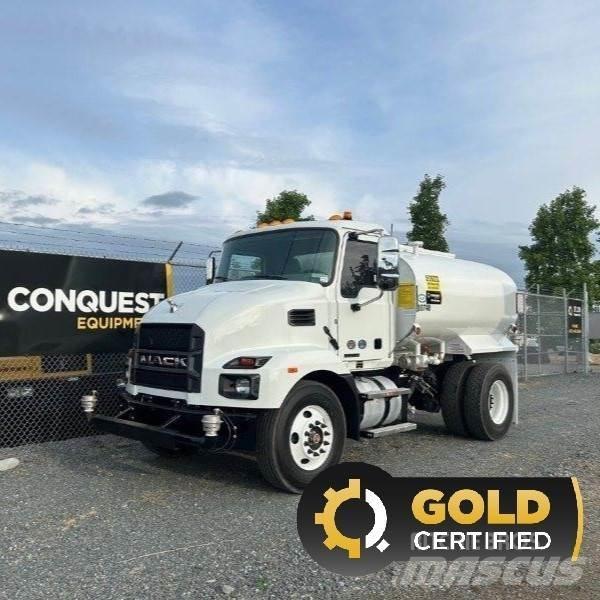 Mack MD642 Kamioni cisterne